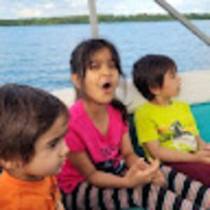 Meet your Posher, Madeeha